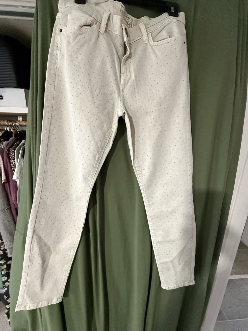 Current/Elliott light gray Skinny Jeans with Subtle Dot Texture